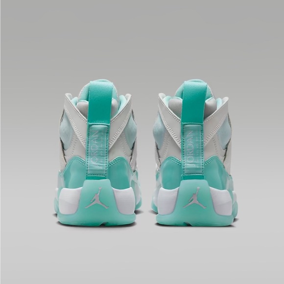 Authentic Jordan Women’s Jump Two Trey size 6.5 Neutral Grey/Bleach Aqua. - Picture 6 of 10